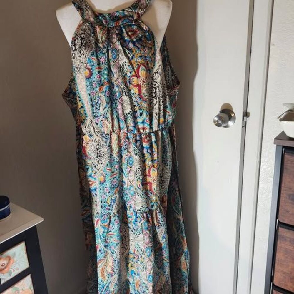 Paisley Print Ruffled Bottom Halter Style Maxi Dress 20 4X